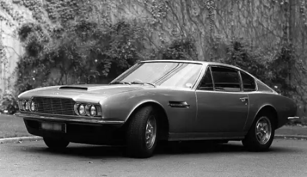 Click to Enlarge Aston Martin DBS V8 Tires