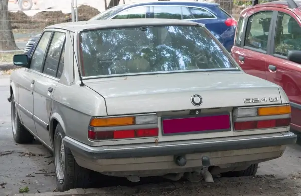 Click to Enlarge BMW 5 E28 524TD Tires