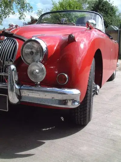 Click to enlarge Jaguar XK on 180-15 Michelin XAS