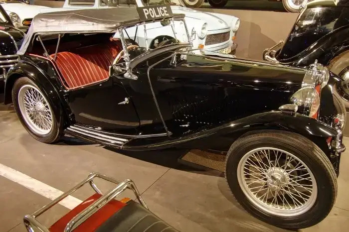 MG TC W201 Tires