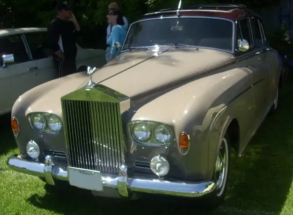 Click to Enlarge 1961 Rolls Royce Silver Cloud Tires
