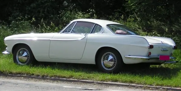 1961 Volvo P1800 Tires