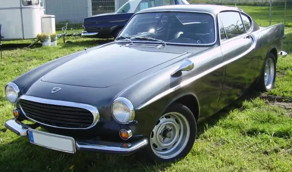 1961 Volvo P1800 Tires